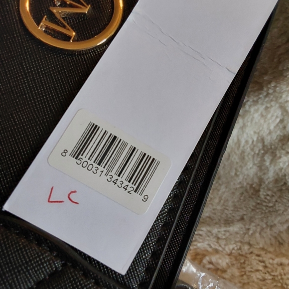 🌺 NWT Marilyn Monroe Black PVC Satchel Bag - Picture 14 of 15